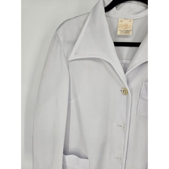 Classic Uniforms Women's White Long Sleeve Button-Down Lab Coat Size 16 - Picture 3 of 4